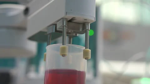 Automatic arm in a chemical laboratory. Stock Footage 141458893