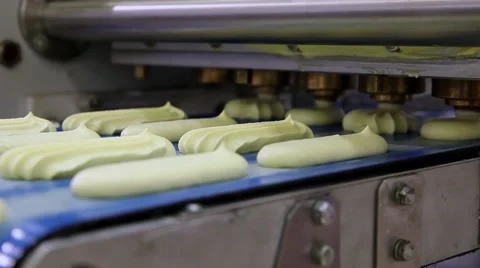 Automatic bakery machine Stock Footage 49465614