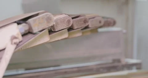 Automatic bakery production line, Pitas - bread production line in the bakery  Vidéo 258759127