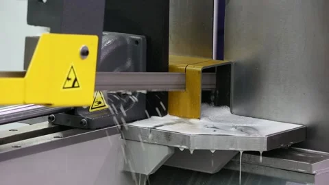 Automatic band saw 動画素材 96230381