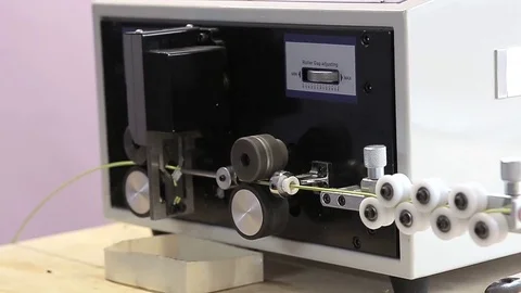 Automatic cable cutting machine Video stock 81108059