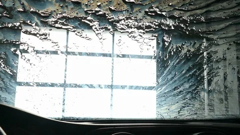 Automatic car wash seen from inside of a vehicle Vídeo Stock 96196356