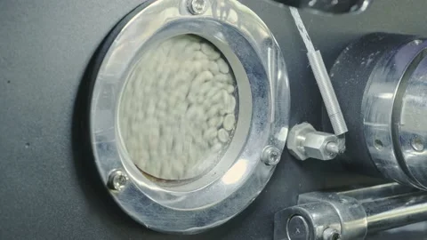 Automatic coffee roasting. i 库存影片 142011993