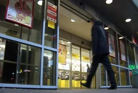 Automatic doors Stock-Footage 486101