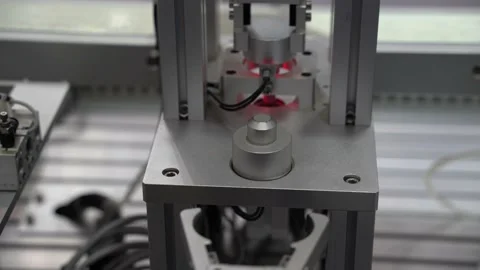 Automatic gripping and smart robot working on smart factory Stock Footage 138240301