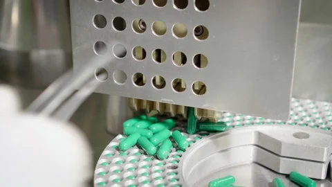 Automatic hard capsule filling machine failure Stock Footage 102455363