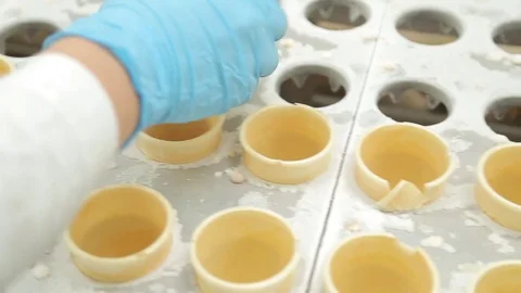 Automatic ice-cream cup filler Stock Footage 74505345