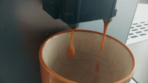 Automatic machine makes coffee Vídeo Stock 108034762