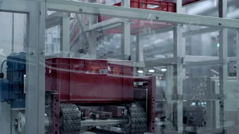 Automatic mechanism according to the program moves various kinds of goods Stock-Footage 167569167