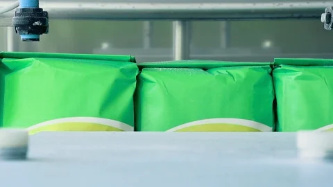 Automatic packing bags with flour Video stock 104384618