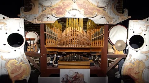 Automatic Pipe Organ Video stock 63642087
