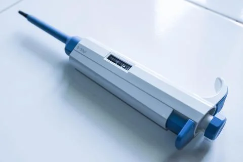 Automatic pipette, Micro pipettes, Micro chemical equipment laboratory Isol.. Stock Photos