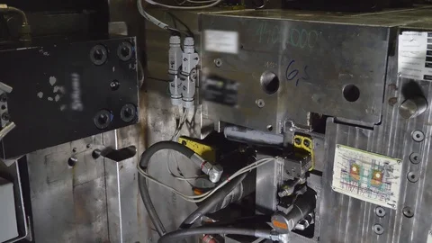 Automatic Plastic Injection Molding Machine for Headlamps Housing in Automotive 動画素材 127031428