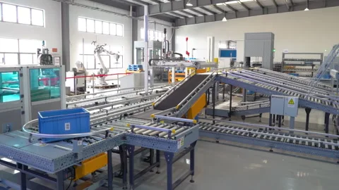 Automatic smart system for carry arrange basket plastic box to conveyor Video stock 280158926