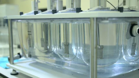 Automatic tablet disintegration and dissolution apparatus. Medication pills Vidéo 129517762