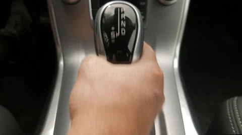 Automatic transmission put into gear, drive (Volvo V70 2015) Video stock 53853066