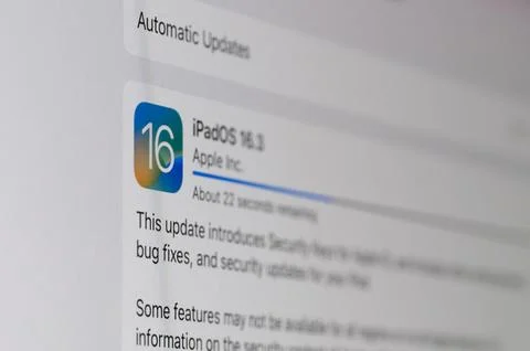 Automatic updates of iPadOs Stock Photos