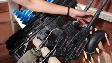 Automatic weapon, Guns preparation, Tag focus Video stock 302922472