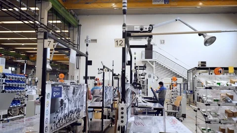 Automobile Factory Interior Slow Motion Production Line Worker  Details 스톡 동영상 128492425