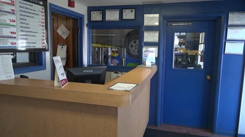 Automotive office 動画素材 35089860