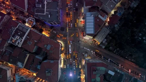 Autonomous car with data connection navigates through intersection showing smart Stock Footage 335229056