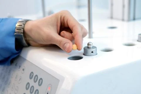 Autonomous solubility tester. Imitation dissolution of the table Stock Photos