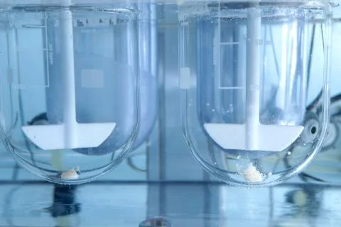 Autonomous solubility tester. Imitation dissolution of the table Stock Photos