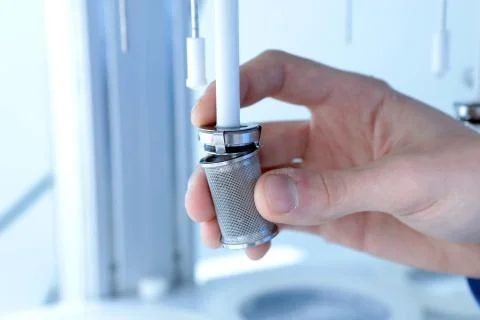 Autonomous solubility tester. Imitation dissolution of the table Stock Photos