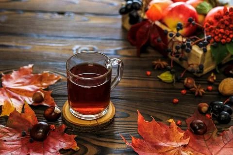 Autumn composition with a Cup of tea Foto stock