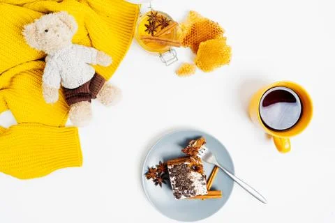 Autumn composition flat lay. Comfortable and cozy autumn, lifestyle concept. Foto stock