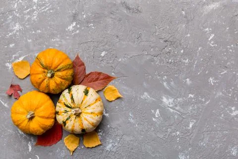 Autumn composition. Pattern made of dried leaves and other design accessories 写真素材