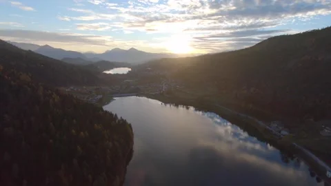 Autumn Lake Video stock 146125912