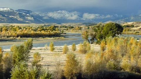 Autumn in Paradise Valley, Montana Stock Footage