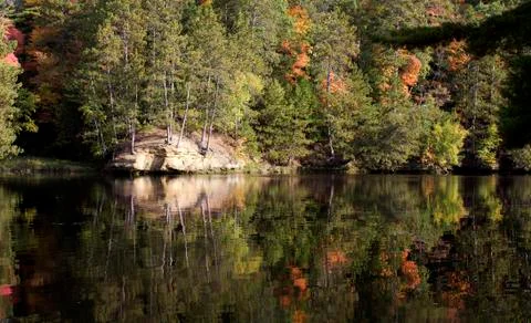 Autumn reflections 库存照片