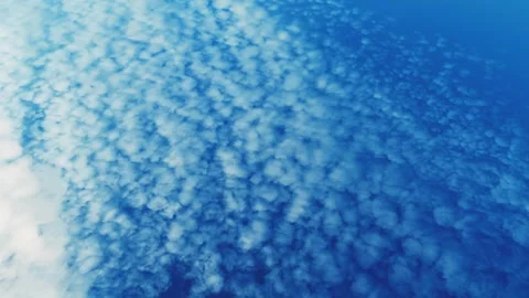Autumn Sky with Sheep Clouds 库存影片 332838417