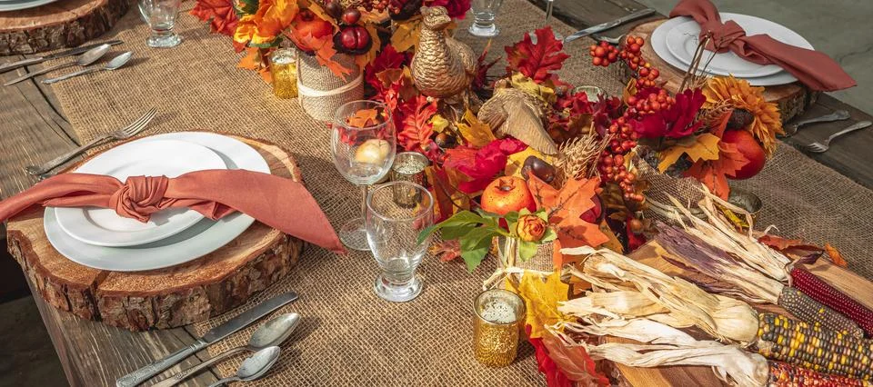 Autumn table setting decorated with pumpkins and autumn leaves for celebrat.. Stock Photos