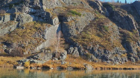 Autumn time river Video stock 96406072