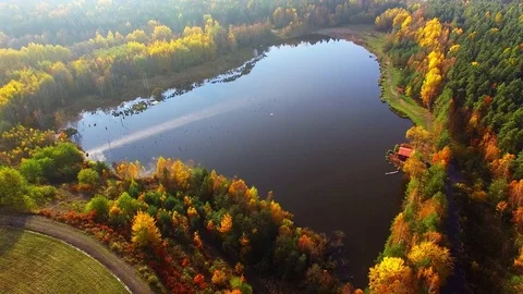 Autumn on Trout lake. 스톡 동영상 71941059