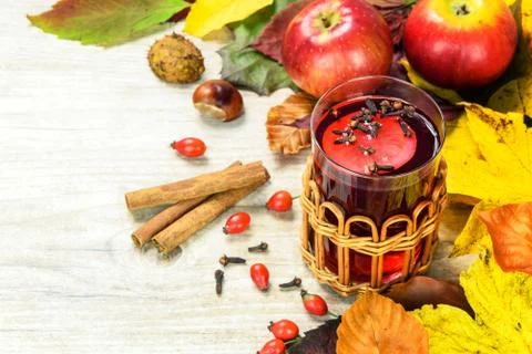 Autumn warming tea Foto stock