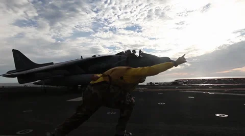 AV-8B Harrier Take off and Landing Vídeos de archivo 34003799