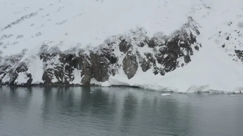 Avalanche+Shore Aerial Arc 動画素材 188632148