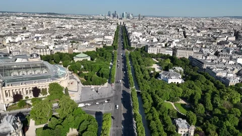 Avenue Des Champs Elysees At Paris Ile De France In France. Vídeo Stock 308770325