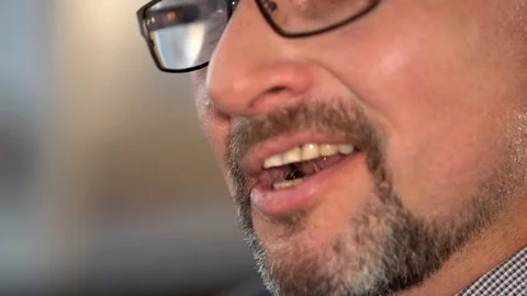 The average shooting plan, the big bad boss speaks to the subordinate in the Stock Footage 100371993