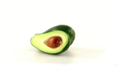 Avocado cut in half Vidéo 21401584