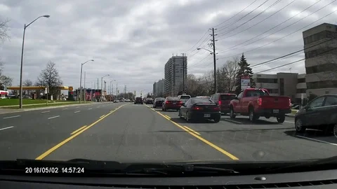 Avoiding an accident. 動画素材 70313955