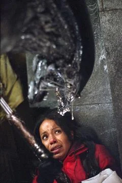  AVP: Alien vs. Predator (2004) - filmstill Sanaa Lathan in AVP: Alien vs.... Stock Photos
