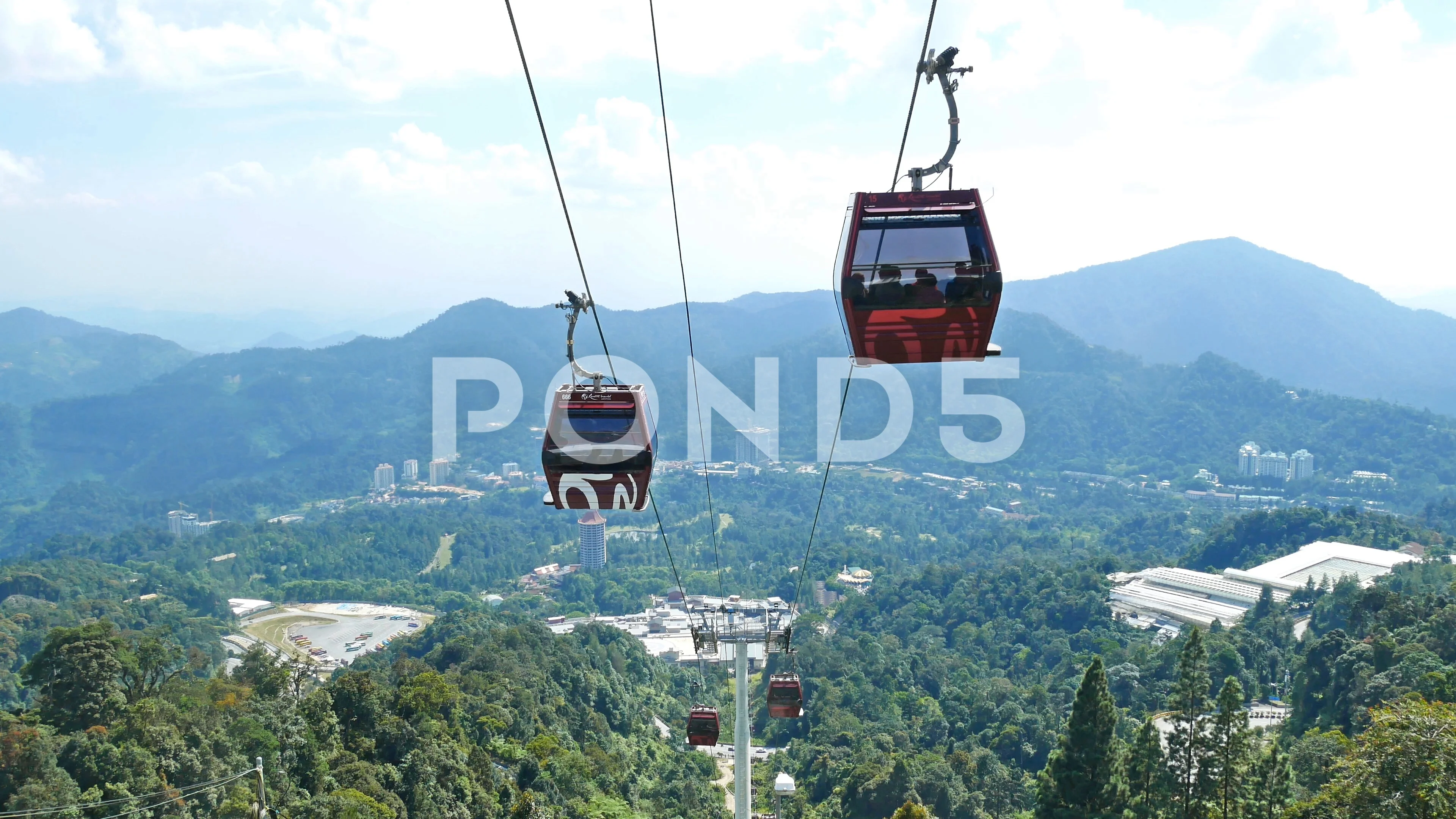 Awana Skyway cable car is a gondola lift, Stock Video