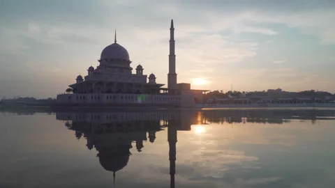 Awesome view of the Putra Mosque at sunrise, Putrajaya, Malaysia Stock Footage 279531474