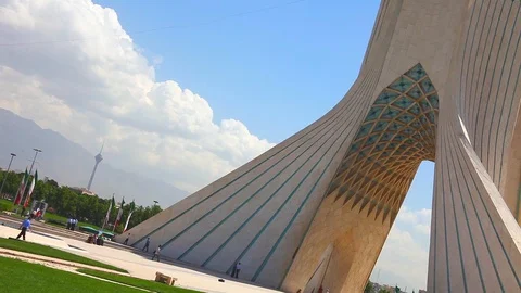 Azadi Square, in timelapse TEHRAN, IRAN Video stock 113991496