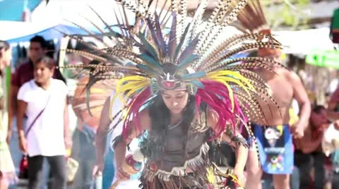 Aztec and Maya dancers Stock Footage 10570431